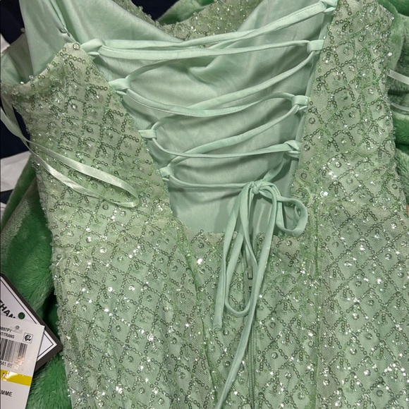 NWT!! B. Darlin Elegant Mint Green Lace-Back Maxi Dress - Picture 8 of 9